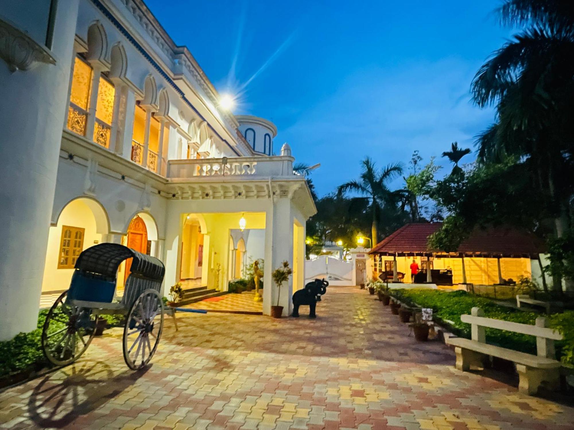 Chola Heritage Resort Kāraikkudi Exterior foto