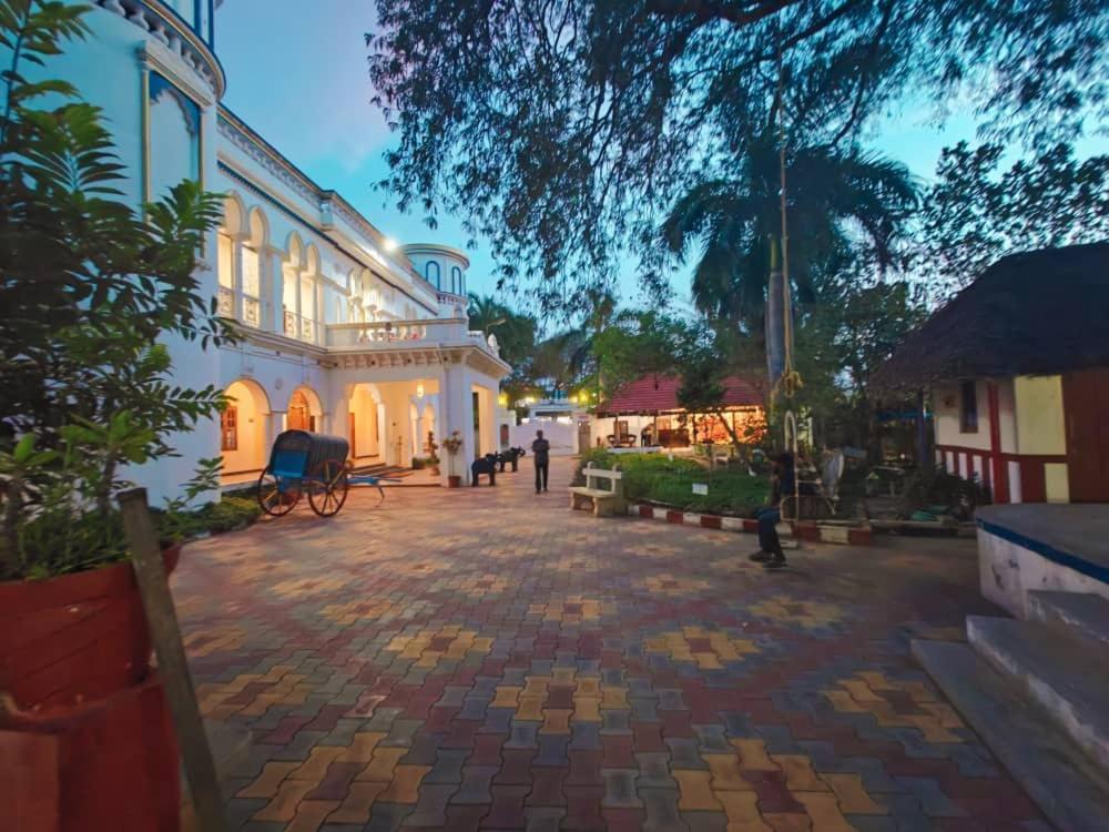 Chola Heritage Resort Kāraikkudi Exterior foto