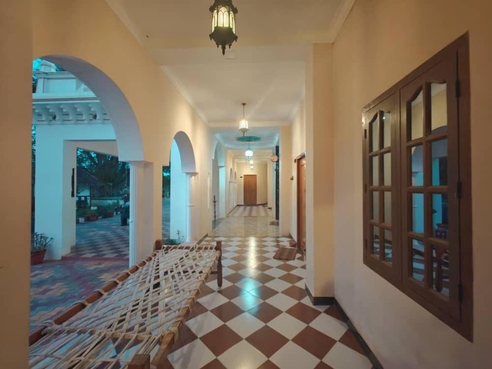 Chola Heritage Resort Kāraikkudi Exterior foto
