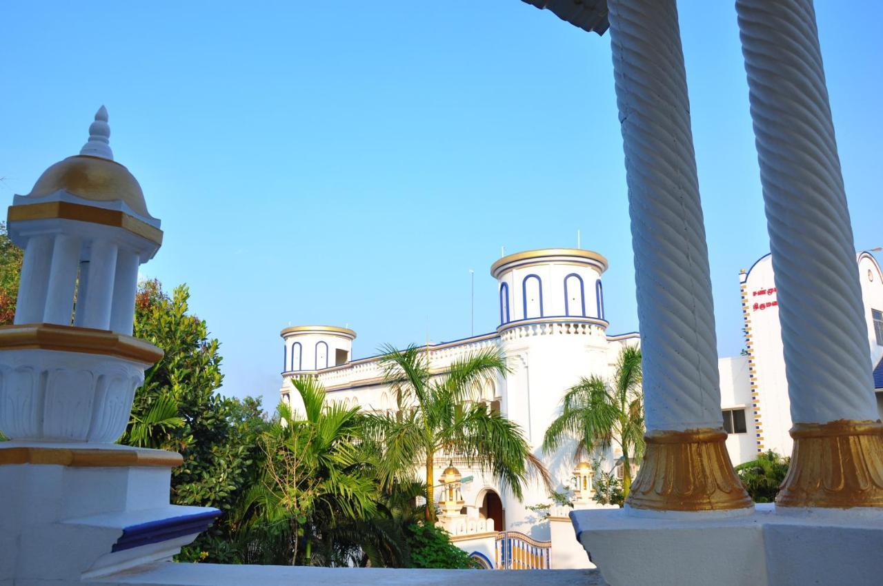Chola Heritage Resort Kāraikkudi Exterior foto